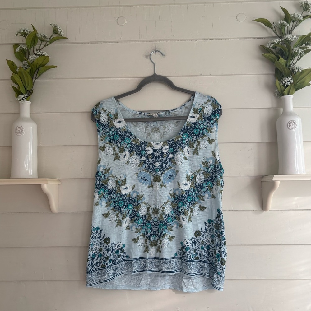 Lucky Brand Sleeveless Blue and Green Floral Lightweight Top Size Large